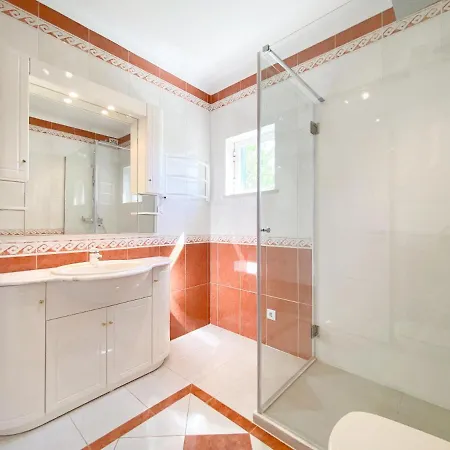 Daire Spacious Penthouse Sea View Near #1925 *