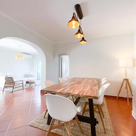 Apartmán Spacious Penthouse Sea View Near #1925 *