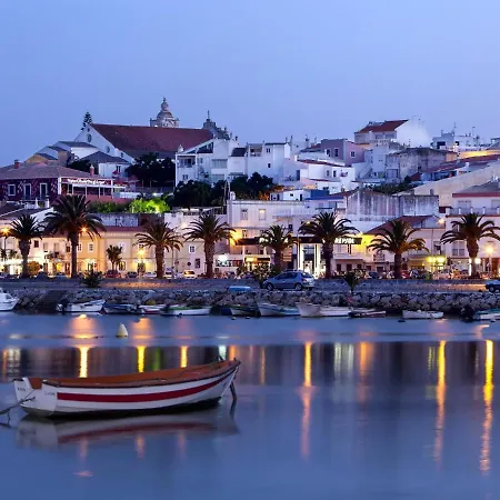 Spacious Penthouse Sea View Near #1925