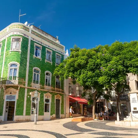 Spacious Penthouse Sea View Near #1925